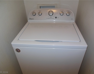 7571 Redwood Point Street - Photo Thumbnail 19