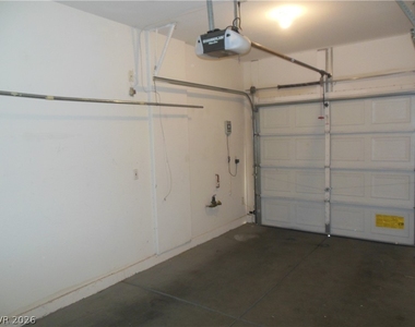 7571 Redwood Point Street - Photo Thumbnail 16