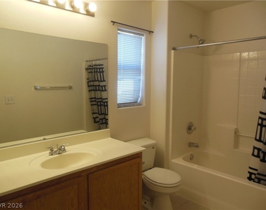 7571 Redwood Point Street - Photo Thumbnail 7