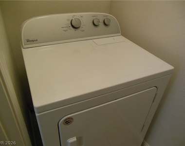 7571 Redwood Point Street - Photo Thumbnail 20
