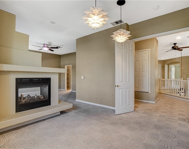 4737 Stavanger Lane - Photo Thumbnail 32