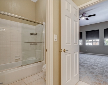 4737 Stavanger Lane - Photo Thumbnail 37