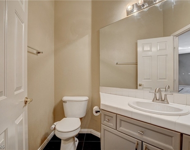 4737 Stavanger Lane - Photo Thumbnail 22