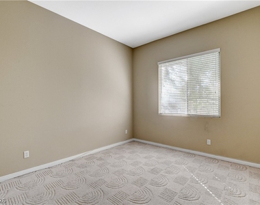 4737 Stavanger Lane - Photo Thumbnail 40