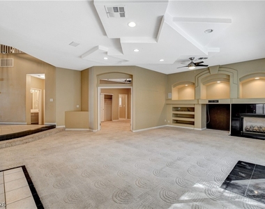 4737 Stavanger Lane - Photo Thumbnail 4