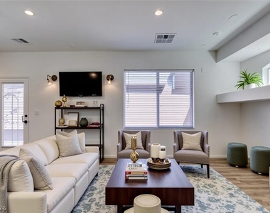 685 Taliput Palm Place - Photo Thumbnail 2