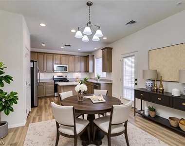 685 Taliput Palm Place - Photo Thumbnail 12