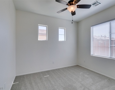 685 Taliput Palm Place - Photo Thumbnail 41