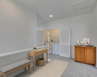 685 Taliput Palm Place - Photo Thumbnail 36