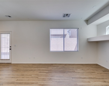 685 Taliput Palm Place - Photo Thumbnail 3