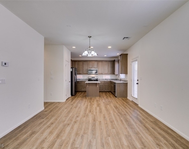 685 Taliput Palm Place - Photo Thumbnail 11