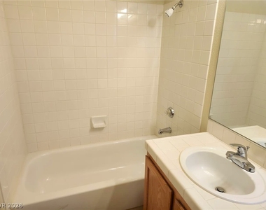 1238 Pagentry Drive - Photo Thumbnail 10