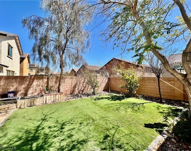 8667 Moon Crater Avenue - Photo Thumbnail 36