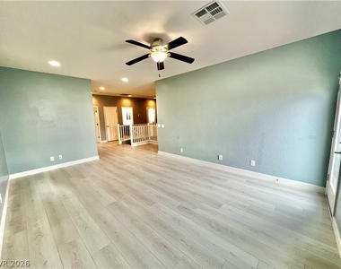 8667 Moon Crater Avenue - Photo Thumbnail 15