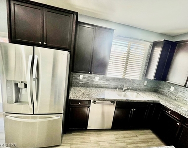 8667 Moon Crater Avenue - Photo Thumbnail 5