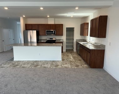 10303 Dallington Street - Photo Thumbnail 5