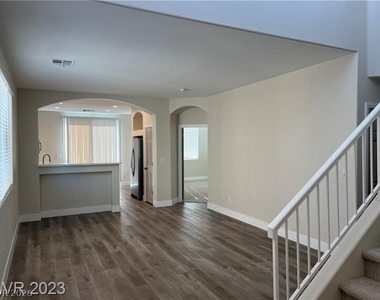 341 Sonoma Valley Street - Photo Thumbnail 13