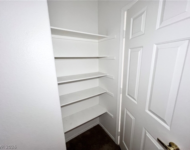 2121 Echo Bay Street - Photo Thumbnail 13