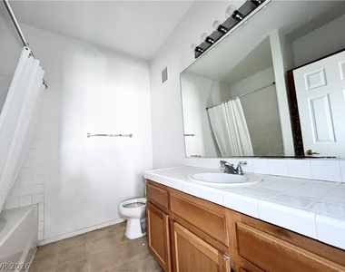 2121 Echo Bay Street - Photo Thumbnail 14