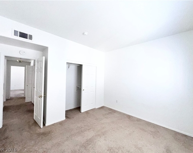 2121 Echo Bay Street - Photo Thumbnail 18