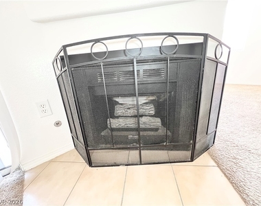 2121 Echo Bay Street - Photo Thumbnail 4