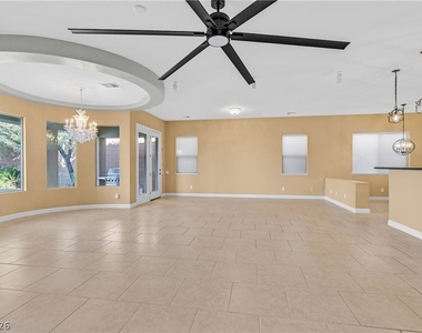 2184 Pont National Drive - Photo Thumbnail 9