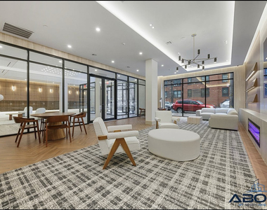 556 Baltic Street - Photo Thumbnail 9