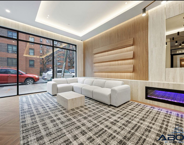 556 Baltic Street - Photo Thumbnail 18