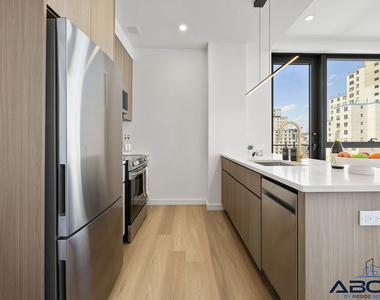 556 Baltic Street - Photo Thumbnail 1