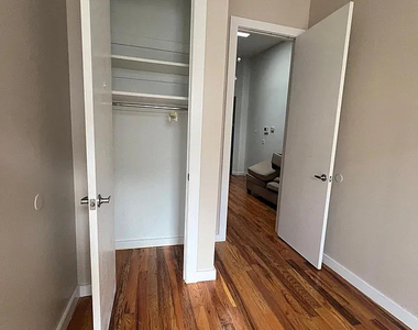 97 Cornelia Street - Photo Thumbnail 15