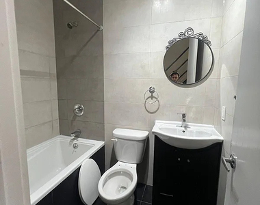 97 Cornelia Street - Photo Thumbnail 11