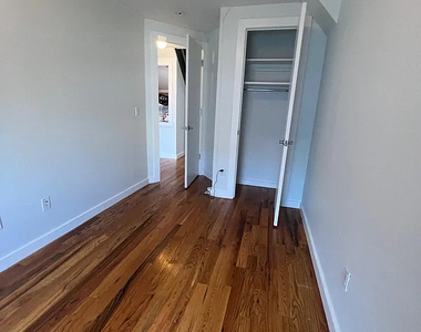 97 Cornelia Street - Photo Thumbnail 9