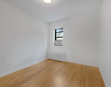 Madison Avenue - Photo Thumbnail 5