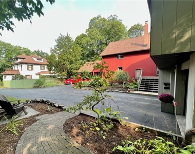 27 Hoyt Place - Photo Thumbnail 23