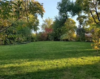 27 Hoyt Place - Photo Thumbnail 21