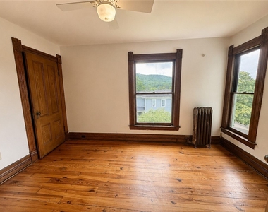 54 W 5th Street - Photo Thumbnail 24