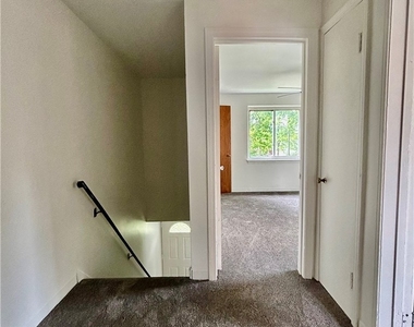 34 Latona Court - Photo Thumbnail 8