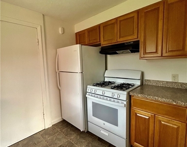 34 Latona Court - Photo Thumbnail 5