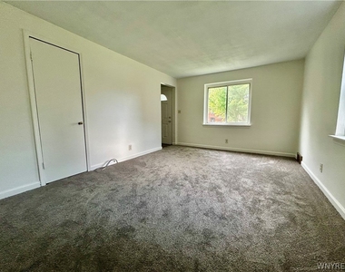 34 Latona Court - Photo Thumbnail 2
