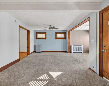 172 Tremont Avenue - Photo Thumbnail 1