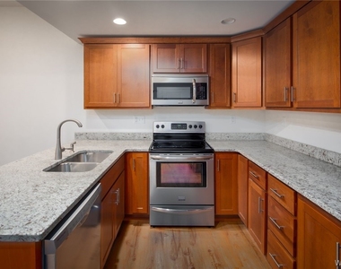 591 Terrace Boulevard - Photo Thumbnail 1