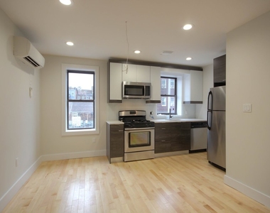 867 Metropolitan Avenue - Photo Thumbnail 7