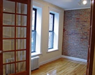East 18th Street - Photo Thumbnail 4