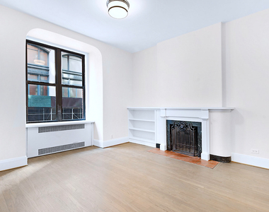 Madison Avenue - Photo Thumbnail 1