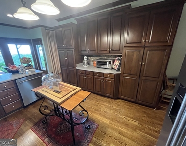 700 Old Lake Russell Road - Photo Thumbnail 8