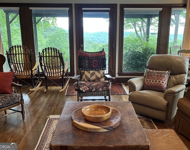 700 Old Lake Russell Road - Photo Thumbnail 5