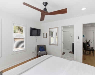758 Braemar Avenue Sw - Photo Thumbnail 7