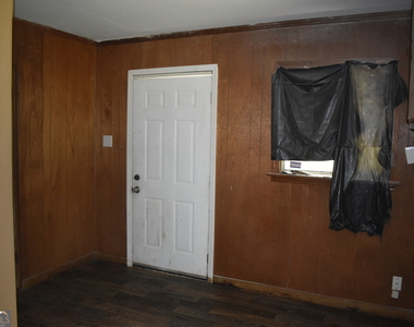 1387 Dewey Street - Photo Thumbnail 22