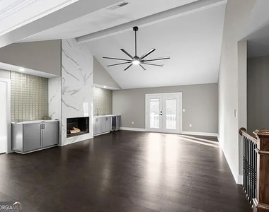 7530 Spalding Lane - Photo Thumbnail 17