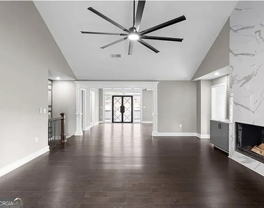 7530 Spalding Lane - Photo Thumbnail 18